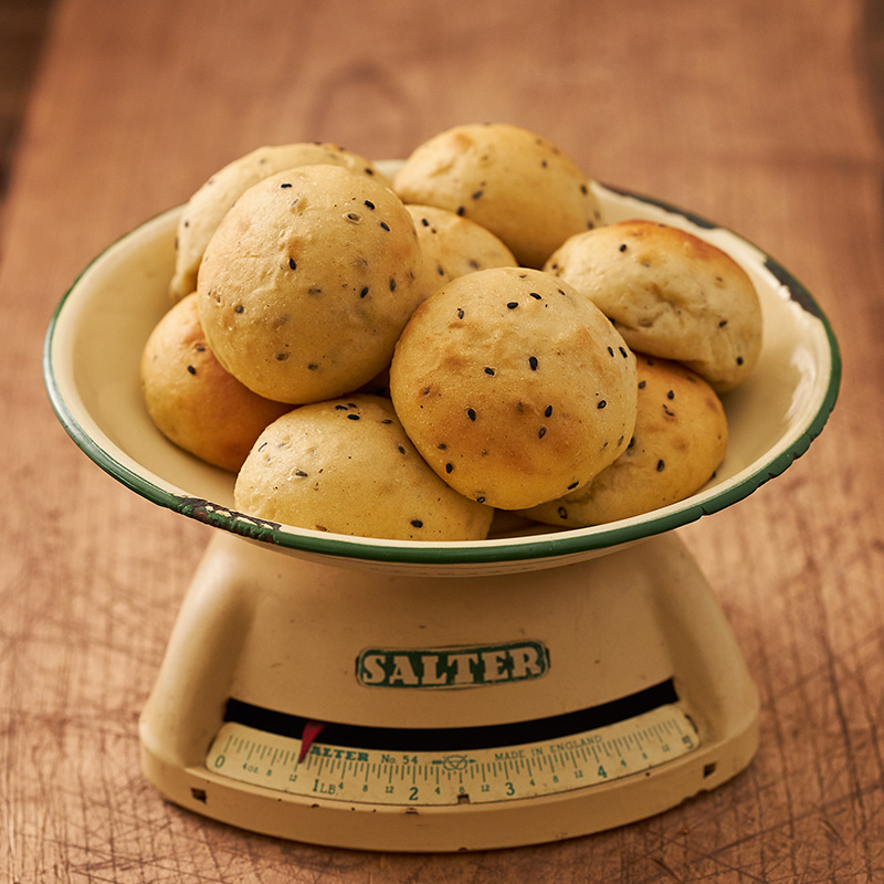 ピキタン手作り糖質制限ごまチーズパン