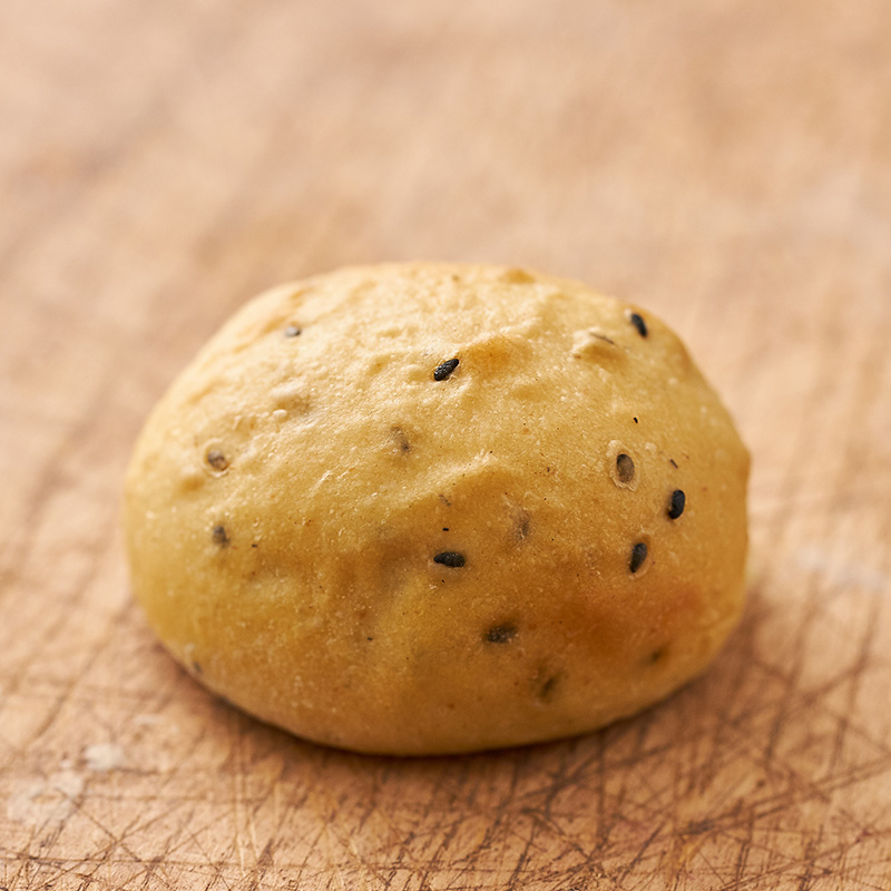 ピキタン手作り糖質制限ごまチーズパン